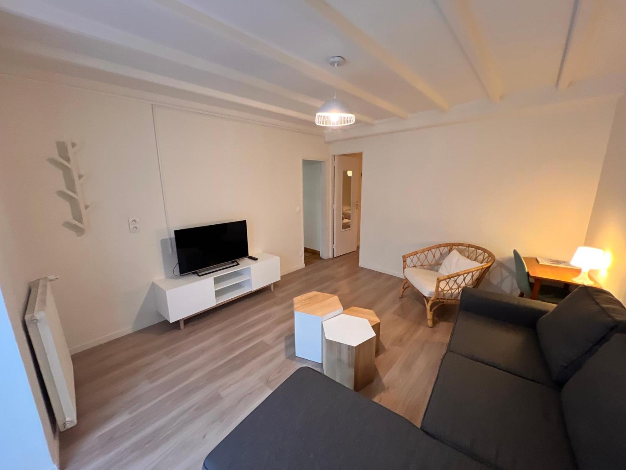 Appartement Rdc 9 Personnes, 2 Chambres, Wifi, Proche Du Centre La Bourboule Dış mekan fotoğraf